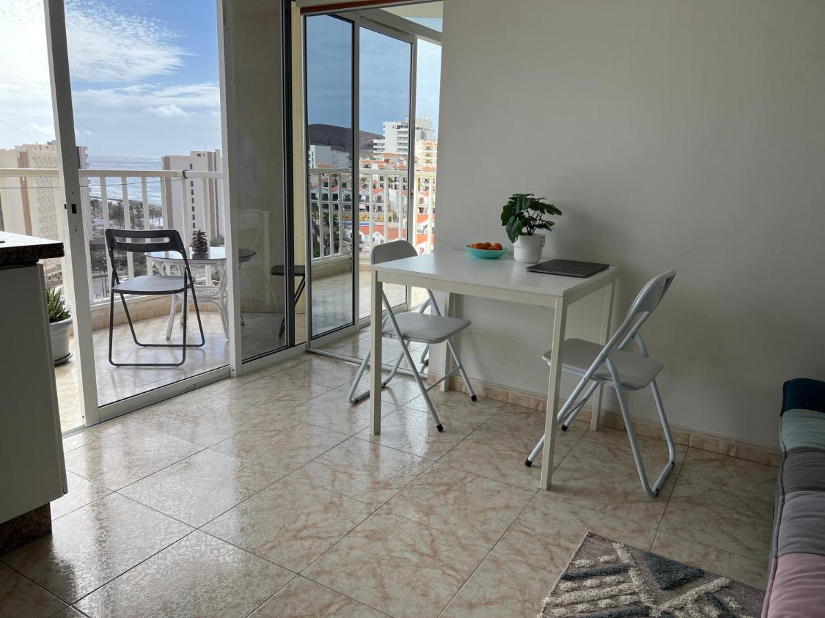Americas Sea View And Appartement